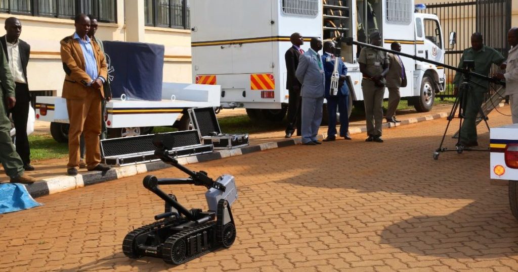 PHOTOS – Police Get New Bomb Disposal Robots