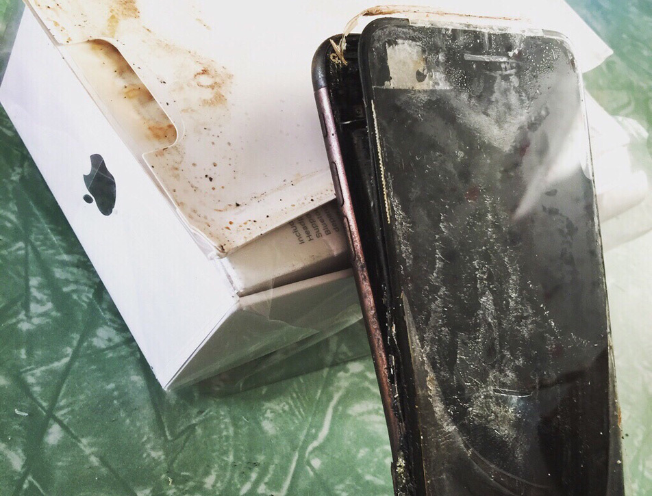 Yup, Now The iPhone 7 Is Exploding