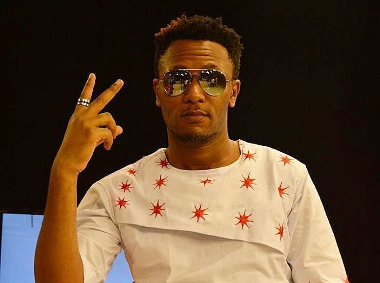 PHOTO: DJ Mo Finally Gets His Dream Car, The Range Rover
