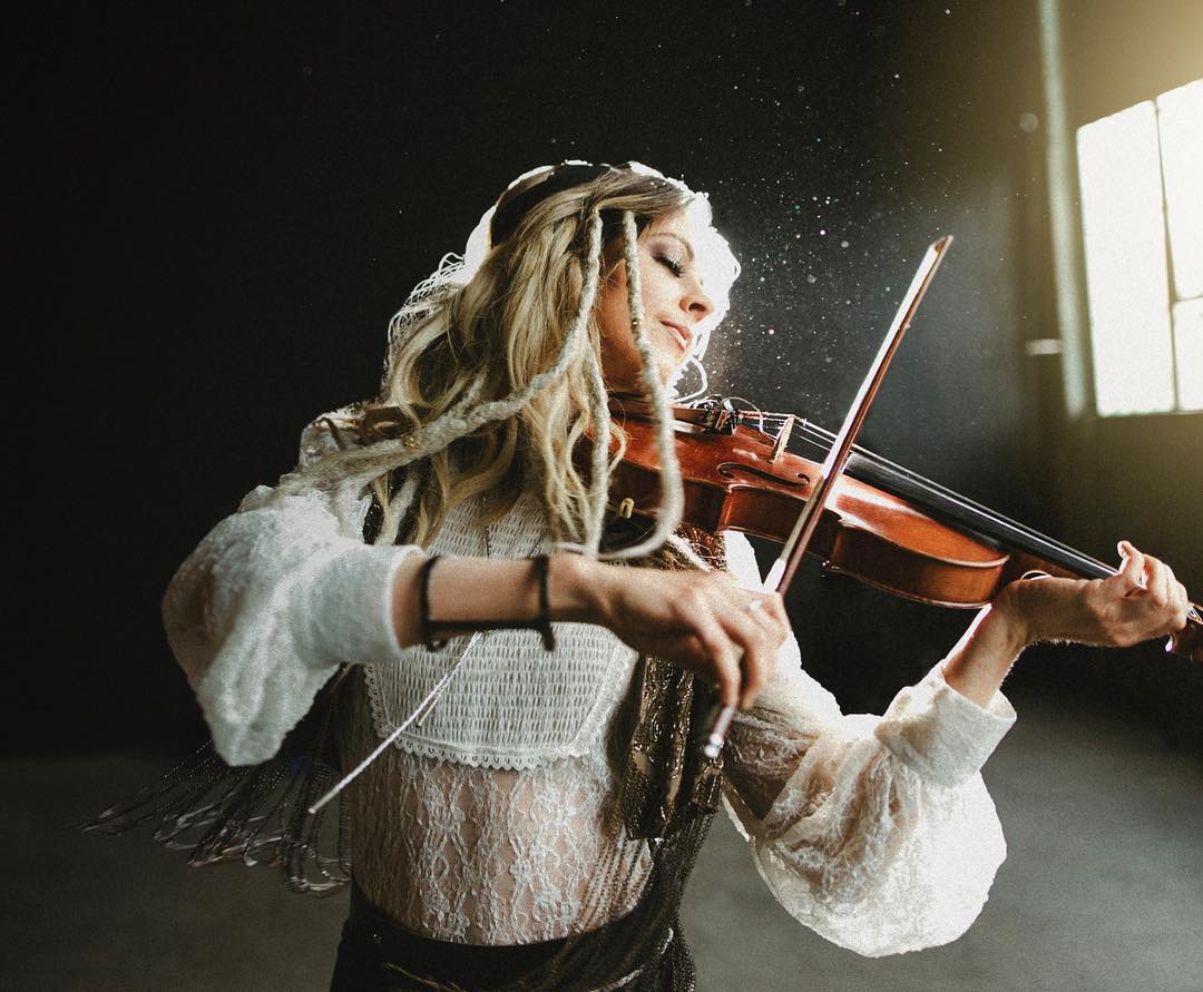 How Much Money Lindsey Stirling Makes On YouTube & As A Violinist - Net