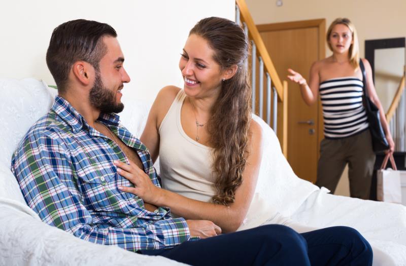 15 Songs About Cheating Boyfriends